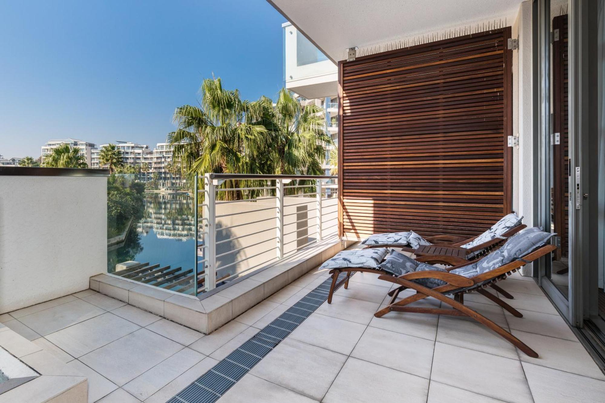 Lawhill Luxury Apartments - V & A Waterfront كيب تاون الغرفة الصورة