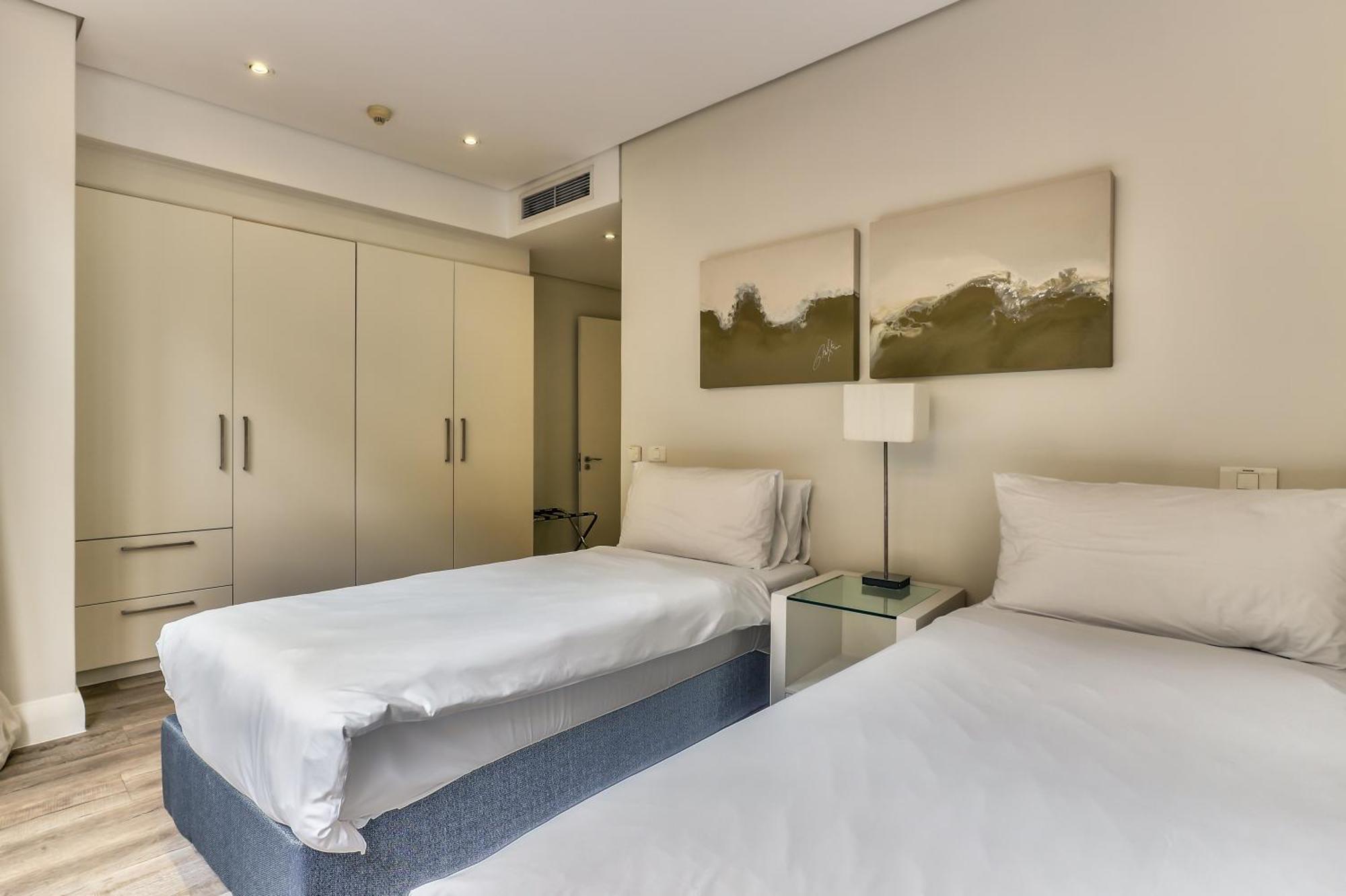 Lawhill Luxury Apartments - V & A Waterfront كيب تاون الغرفة الصورة